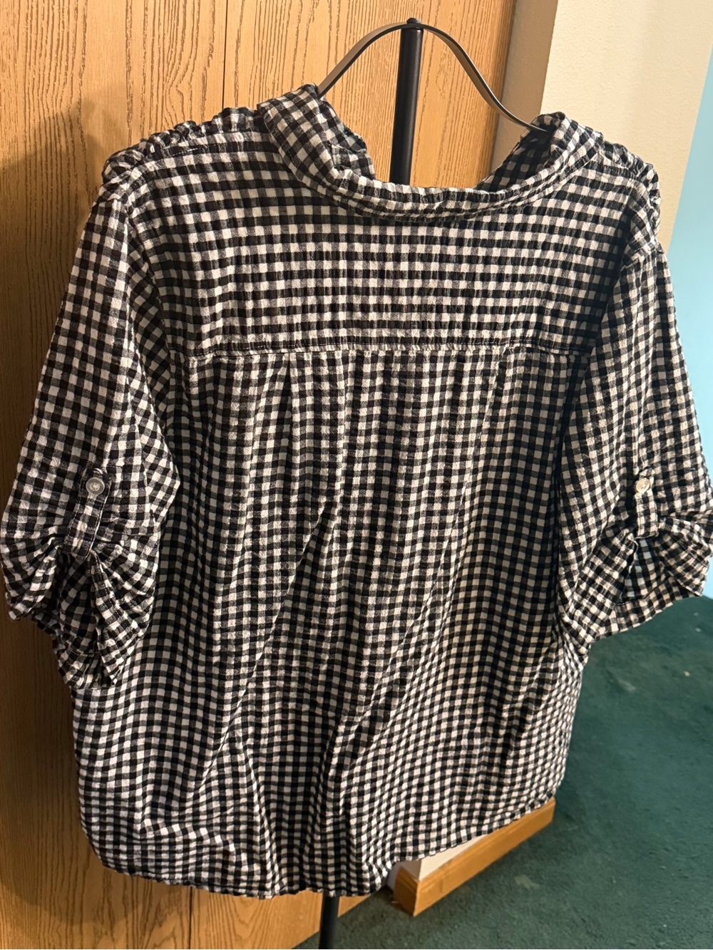 Woman Within - Black & White Gingham Button-Tab Sleeve Top 1X 22/24